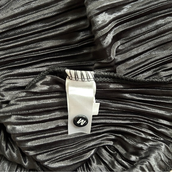 No Boundaries Black Soot Plisse Button Up Shirt Size Medium - Picture 5 of 8